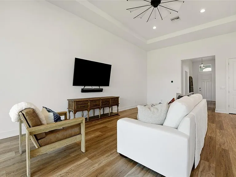 7857 Redonda Loop — Photo 18