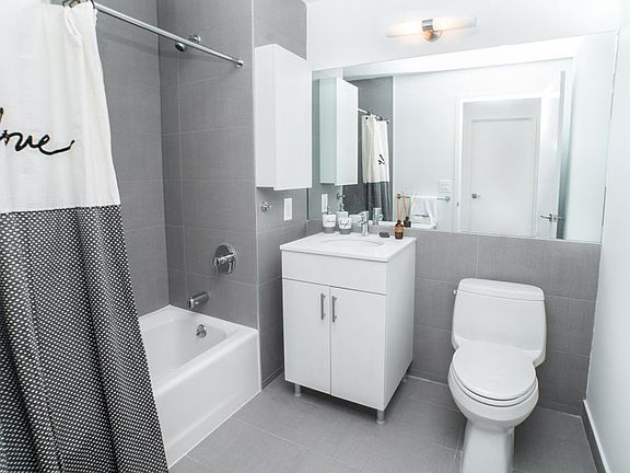 5th image of 1139 49th Ave APT 102