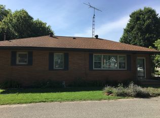 502 E McCoy St, Petersburg, IN 47567
