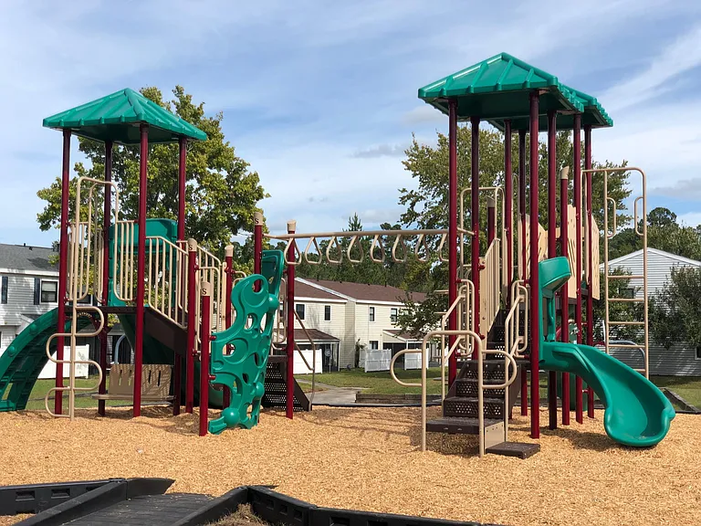 Saddle Brook Landings — Photo 27
