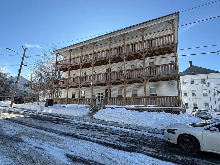 32 5th Ave #3R — Photo 9