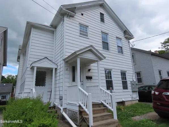 2 Meadow Ln, Adams, MA 01220