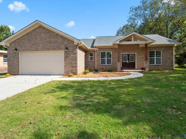 11007 Louis Dr SE, Huntsville, AL 35803