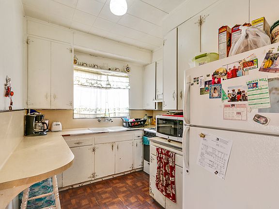 Light & Bright Kitchen