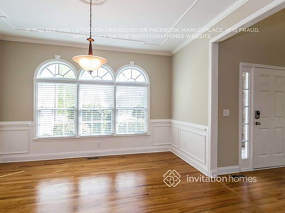 3rd image of 3864 Lost Oak Dr