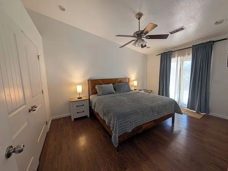 822 Village Dr — Photo 4