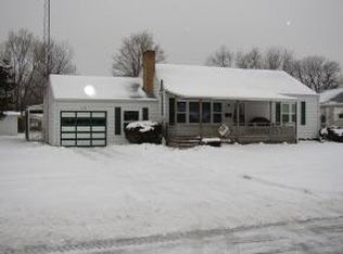 1108 S Hill St, Rochester, IN 46975