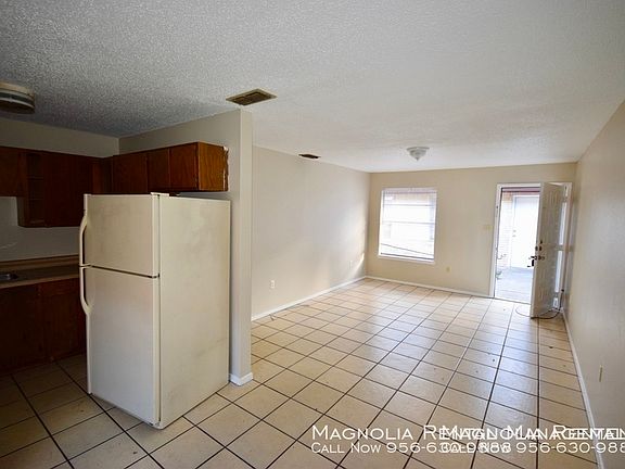 4th image of 2709 N 30th St APT 1B