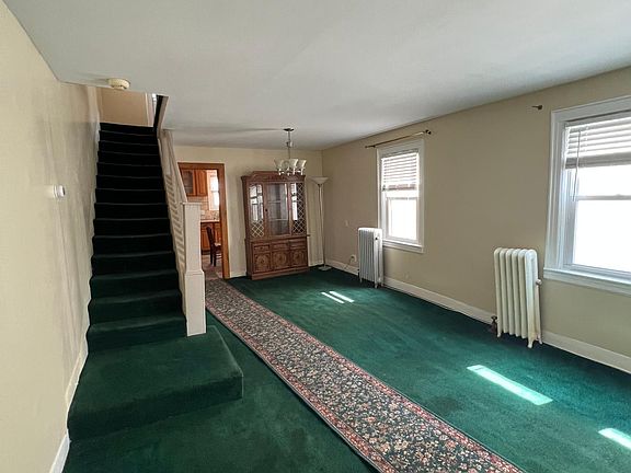 5th image of 116 Avenue 146 St