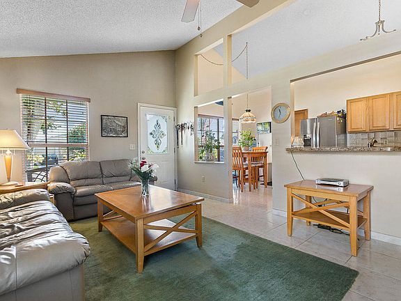 2nd image of 5384 Courtney Cir