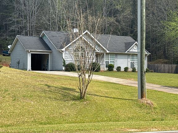 2nd image of 785 Hines Rd