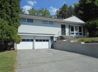 213 Edna Rd, Syracuse, NY 13205