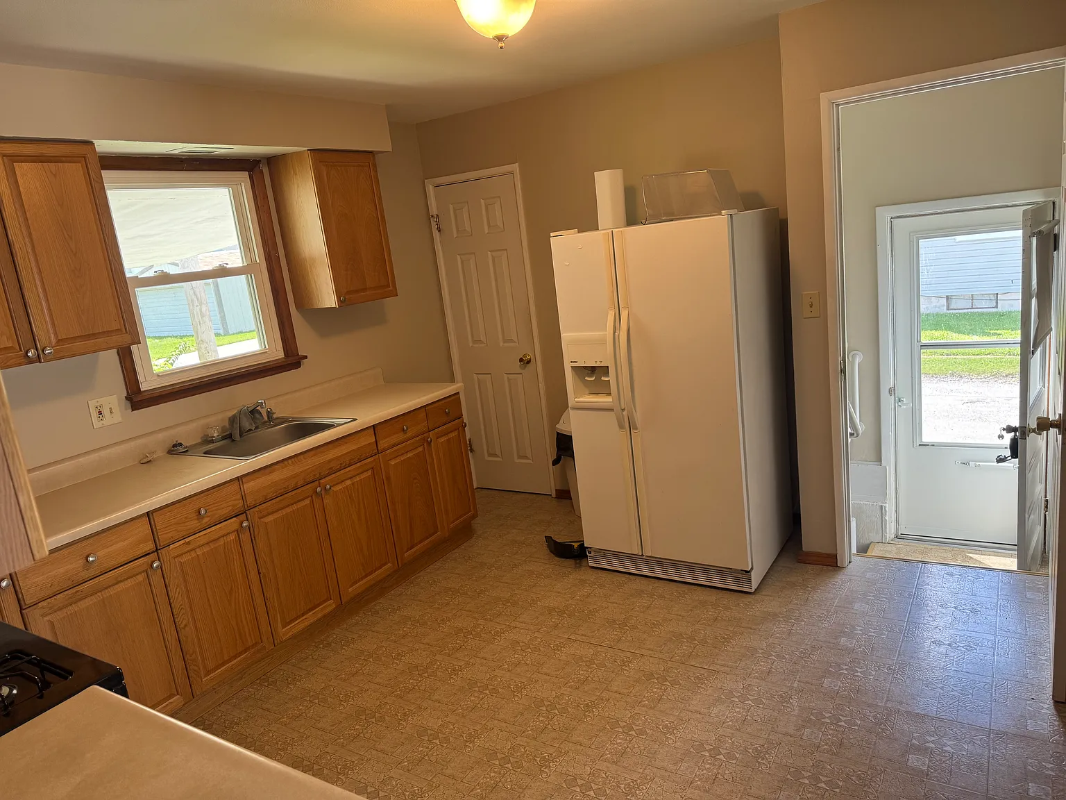 2 bed, 800 sqft, $1,350 — Photo 4