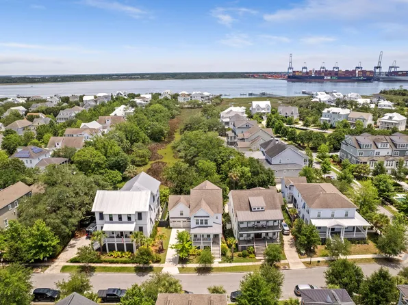 1675 Pierce St, Charleston, SC 29492