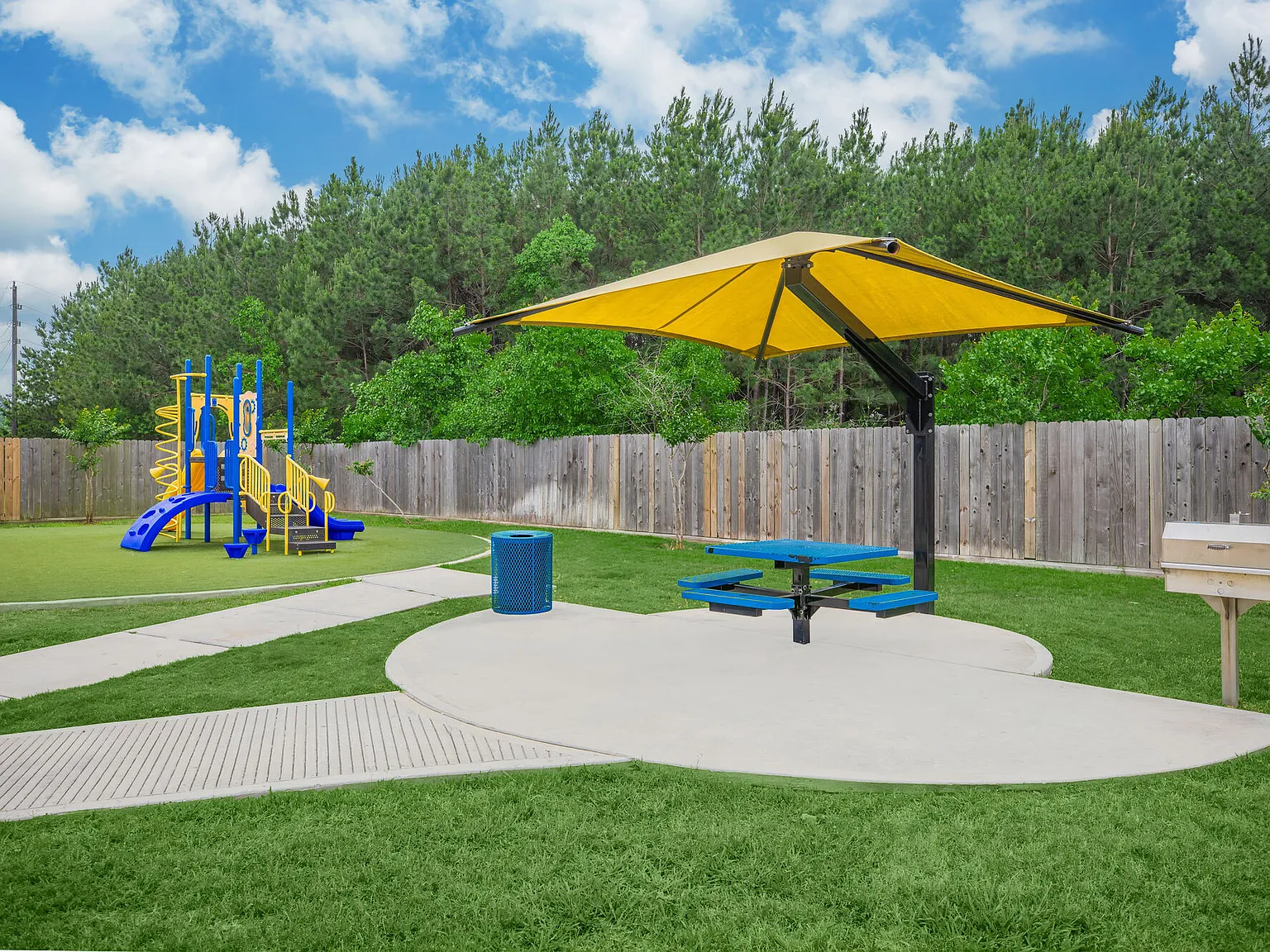 Willowbend — Photo 1