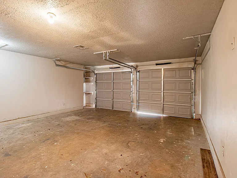 4101 SE 45th St — Photo 59