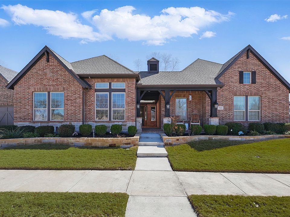 1st image of 700 Sunflower Ave