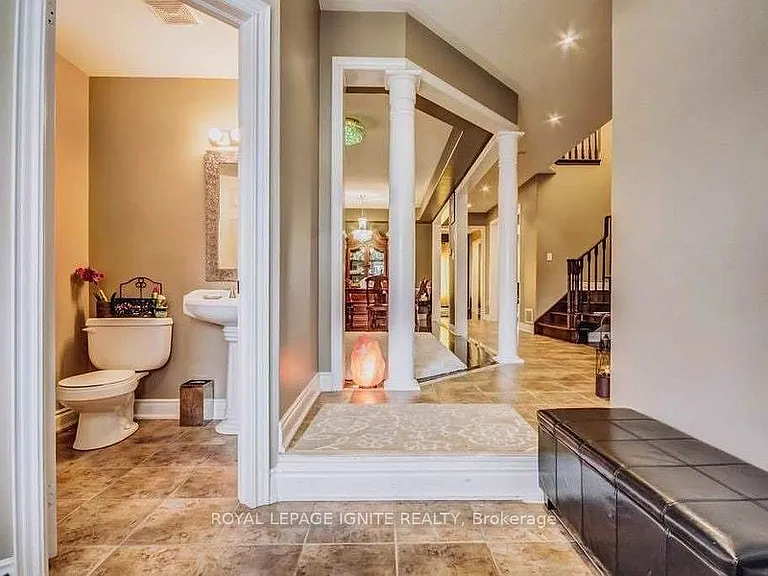 1584 Quail Run Dr #MAIN — Photo 2