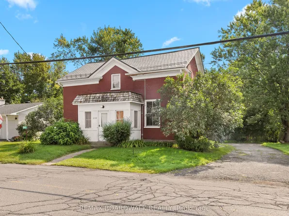 2352 Church St, Ottawa, ON K0A 2T0