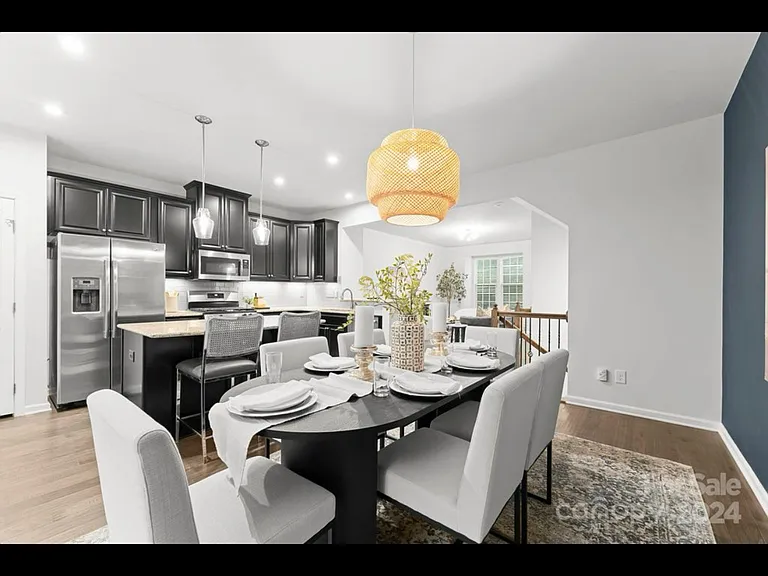 1233 Queen Lyon Ct — Photo 11