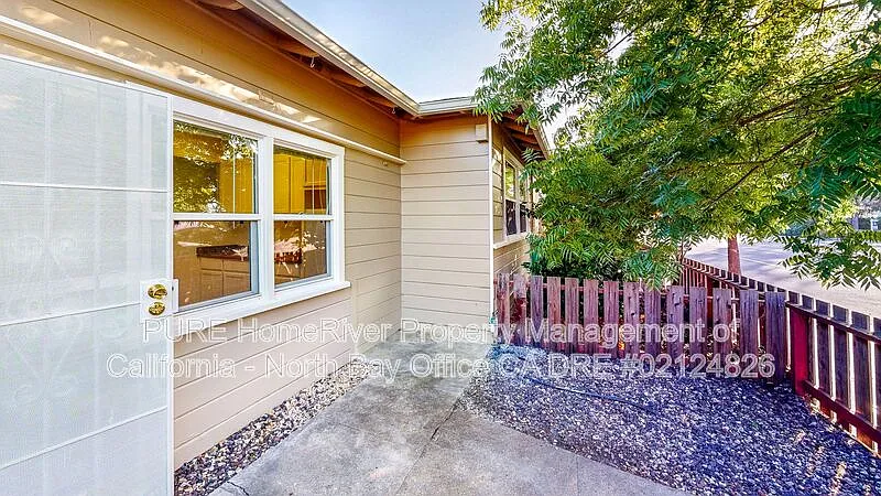 1 bed, 1.0 bath, 600 sqft, $1,900 — Photo 4