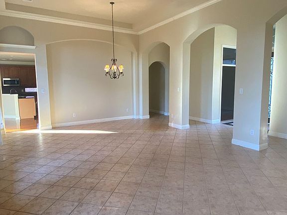 4th image of 1813 Val Verde Dr