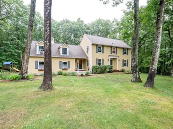 45 Blossom Road, Windham, NH 03087