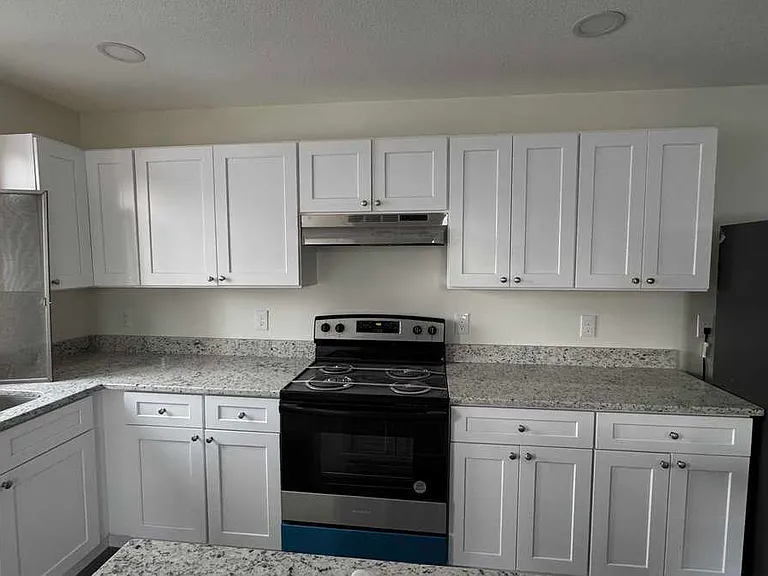 334 Main St #2 — Photo 2