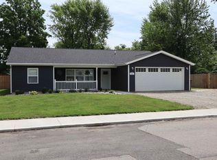 816 N 11th St, Decatur, IN 46733