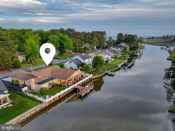 25 W Side Dr, Rehoboth Beach, DE 19971