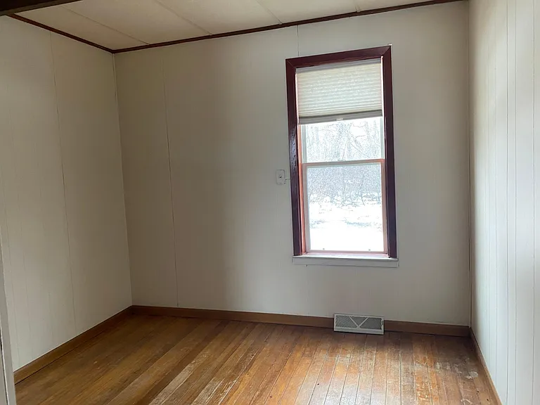 1445 County Rd E — Photo 19