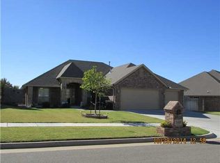 3410 Windmill Rd, Moore, OK 73165