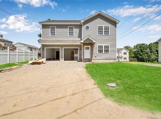 40 Infield St, Bridgeport, CT 06606