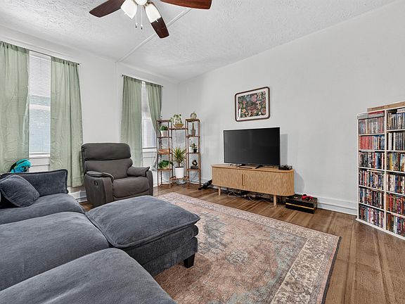 3rd image of 1219 S 4th St