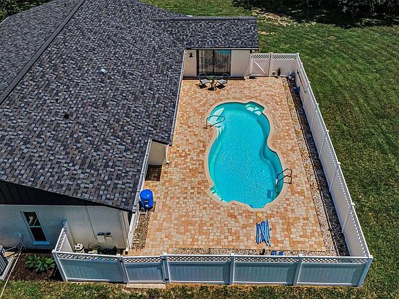 4th image of 7812 WINDWARD WAY