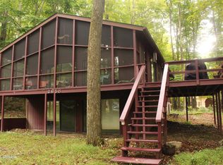 14 Rockway Rd, Lake Ariel, PA 18436