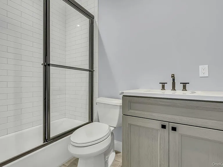 156 W Broadway #3 — Photo 19