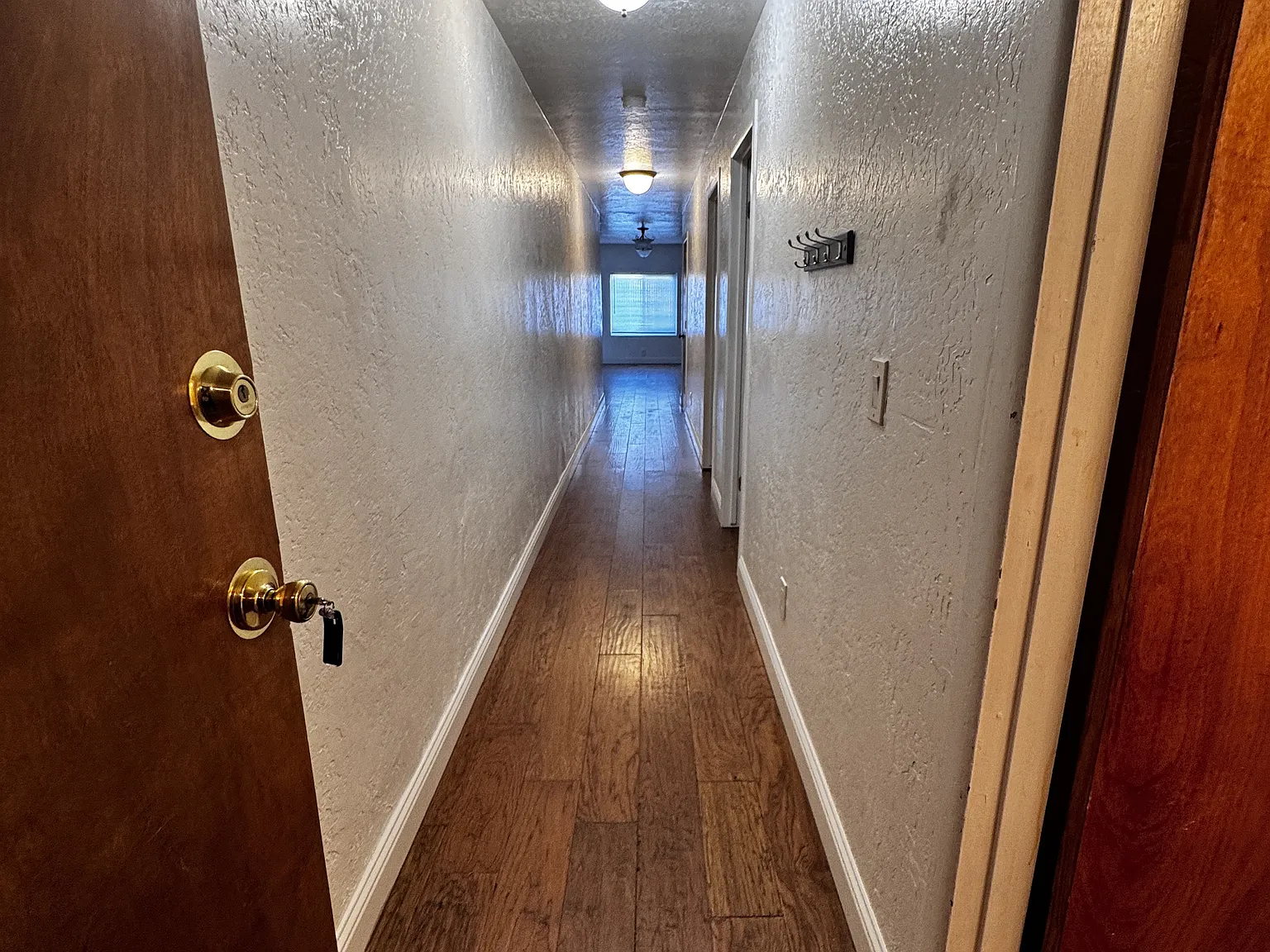 large, updated 3 bed 2 bath — Photo 1