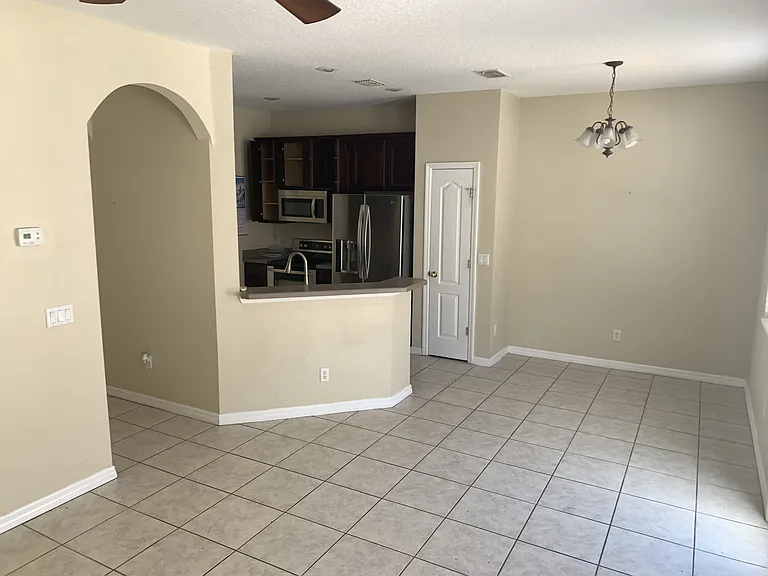 2215 J Lawson Blvd — Photo 4