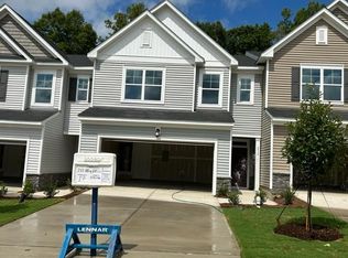 232 Hiking Hill Ln, Garner, NC 27529