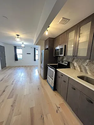 Rented by Yup Realty LLC | media 6