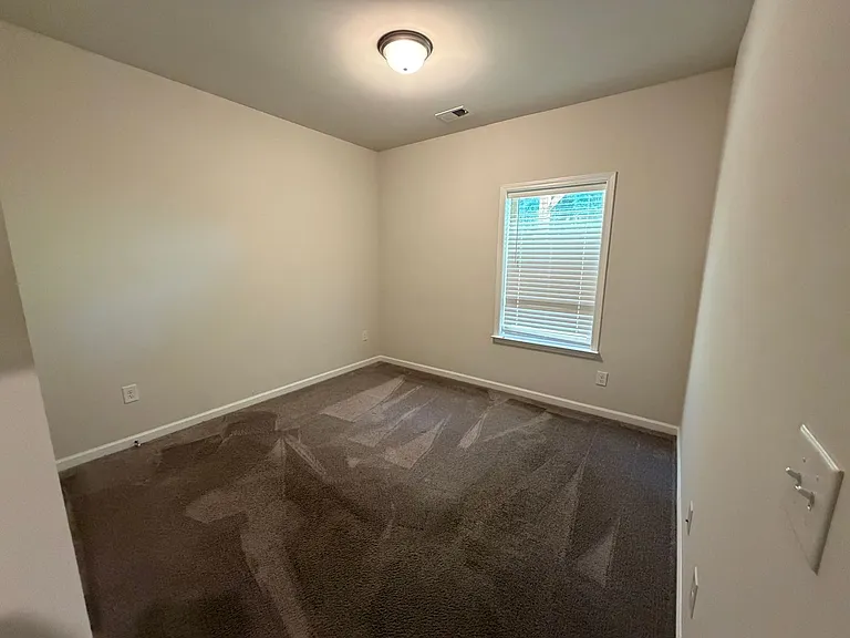 311 Mahone Dr #14 — Photo 12
