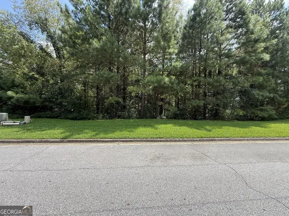 425 Longwood Pl, Dallas, GA 30132
