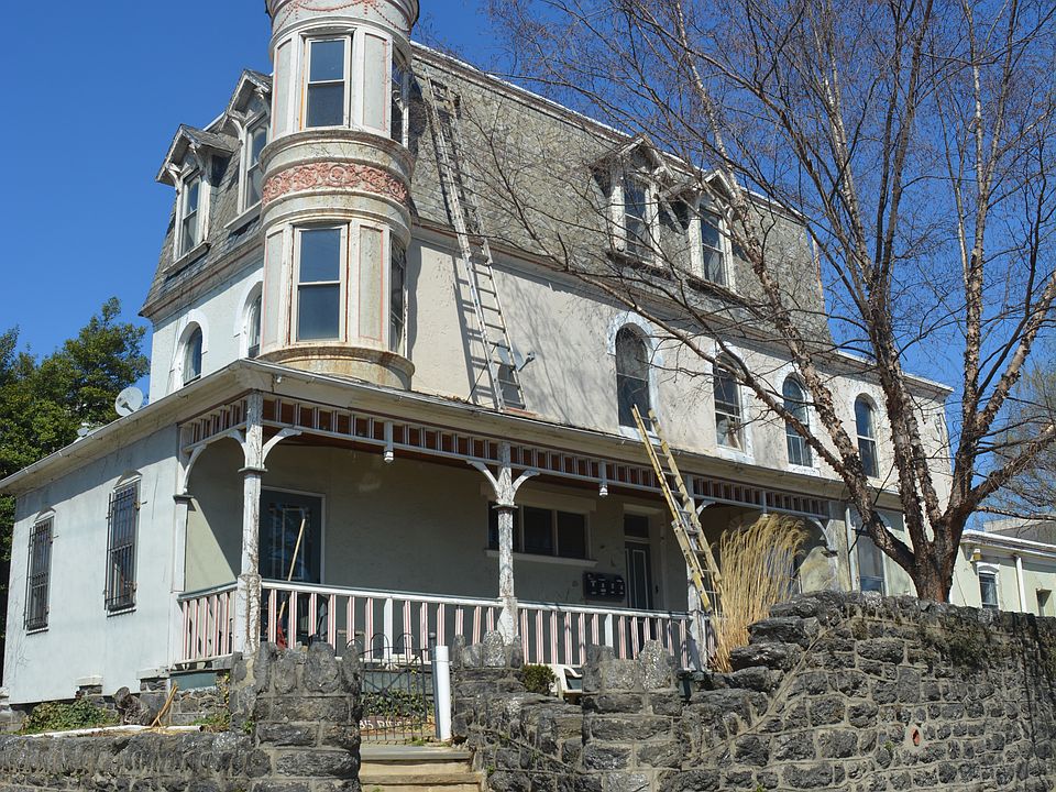 1st image of 5535 Ridge Ave #B