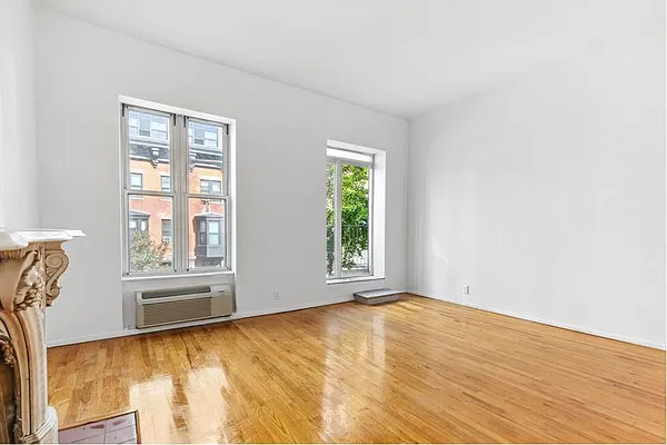 Rented by Douglas Elliman | media 7