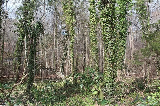 1st image of 128 Powers Farm Dr