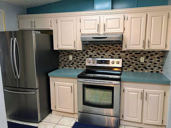 2nd image of 1209 Marsh Creek Ln