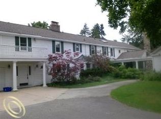 5770 N Rochester Rd, Rochester, MI 48306