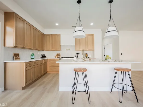 3329 Giliam Ct, Las Vegas, NV 89129