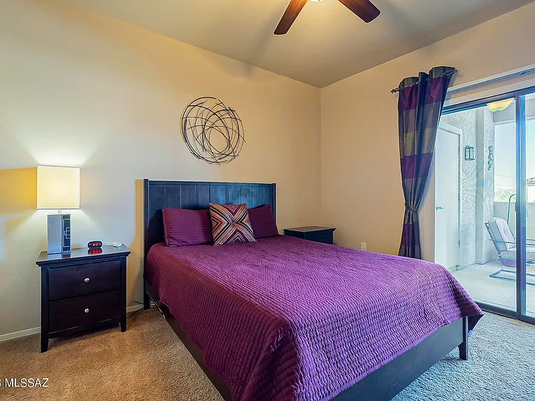 2550 E River Rd #16305 — Photo 15